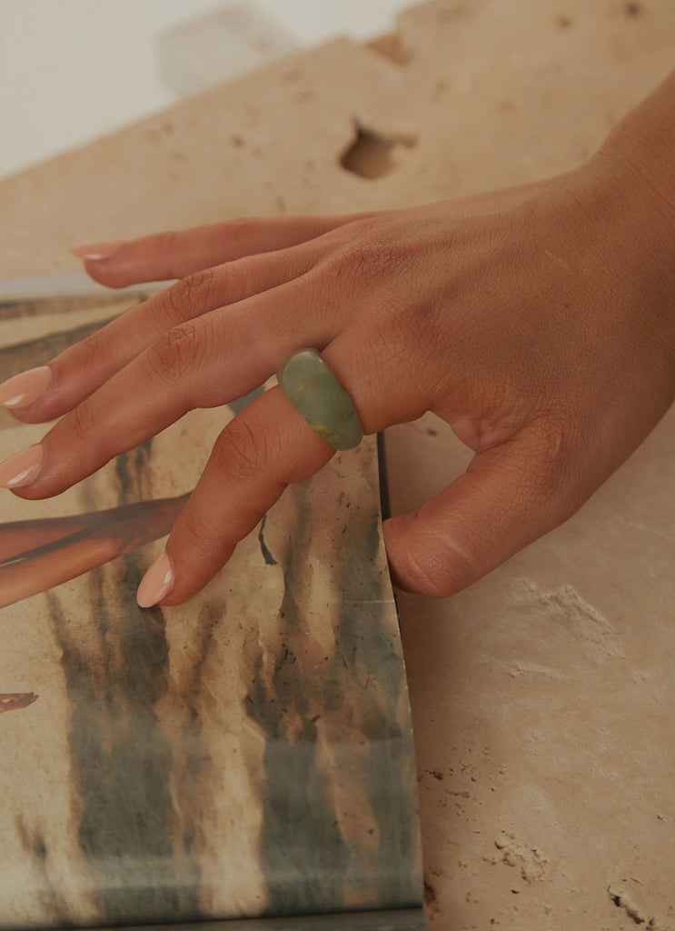 See The World Resin Ring - Green