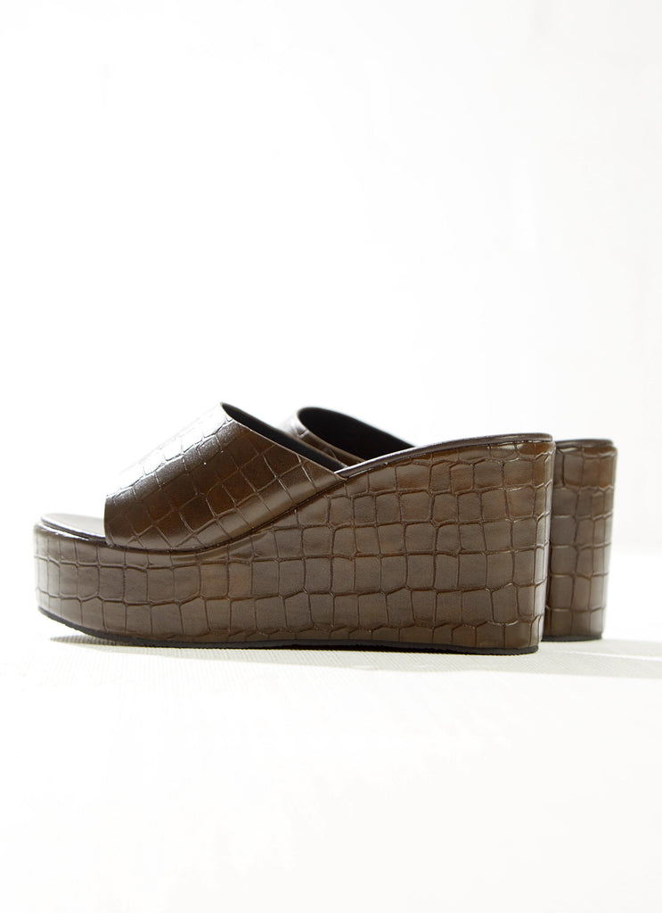 Villa Playa Mule Heel - Chocolate Croc