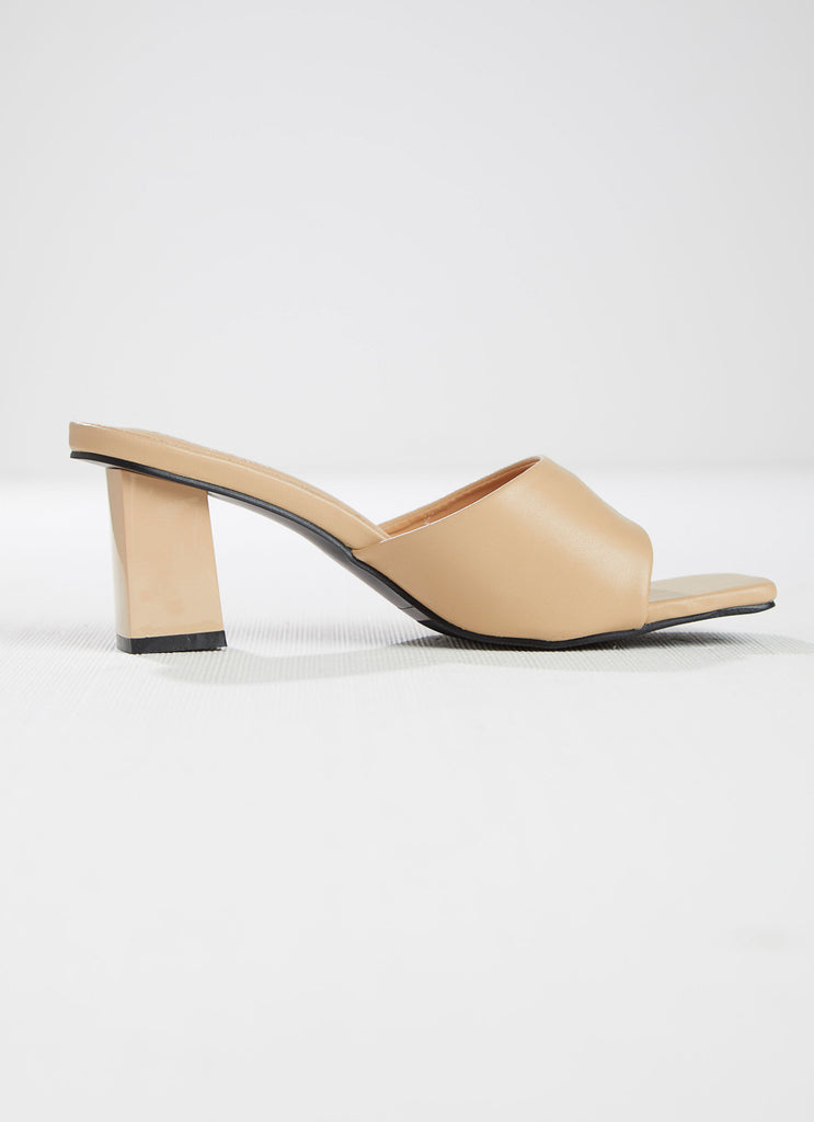 Dixie Mule Heel - Beige