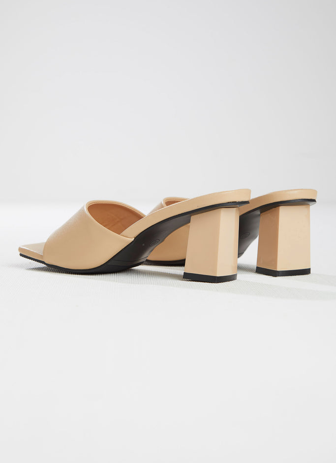 Dixie Mule Heel - Beige