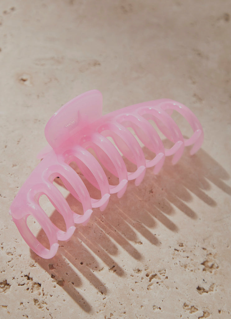 A New Perspective Hair Clip - Pink