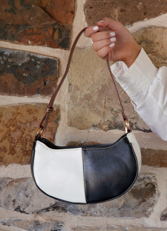 Modern Girl Handbag - Black and White