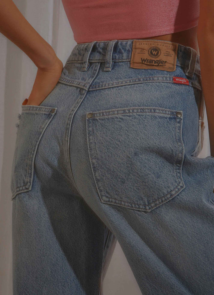 Bella Baggy Jean - Love Song
