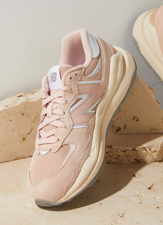 5740 Sneaker - Pink