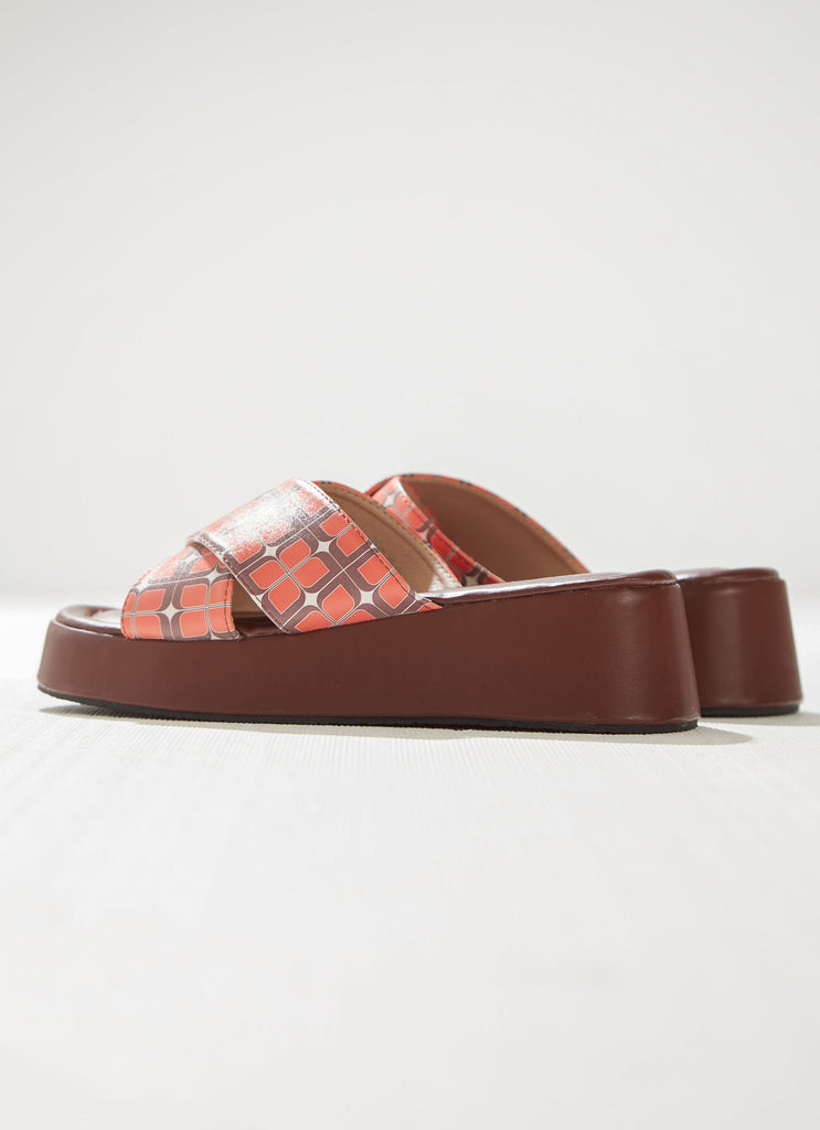 Fonda Cross Over Mule - 70s Vintage
