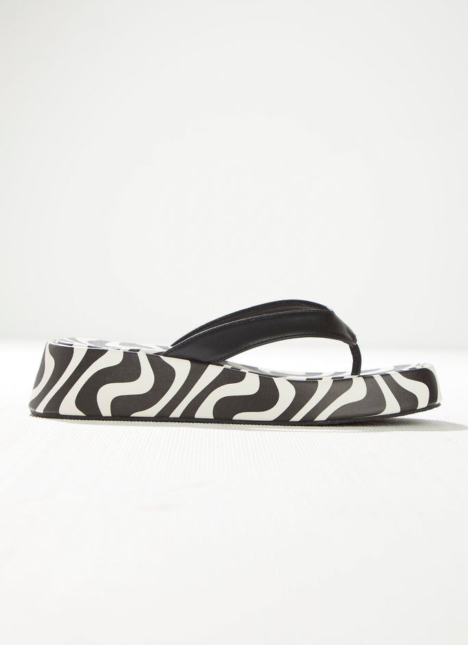 Minelli Sandals - Black Wave