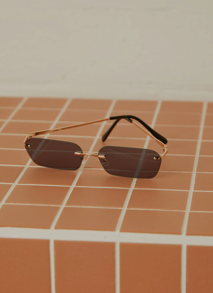 Some Say Sunglasses - Black /Gold