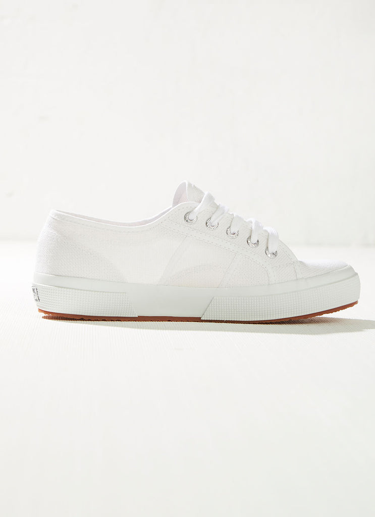 2750-Cotu Classic Sneaker - 901 White
