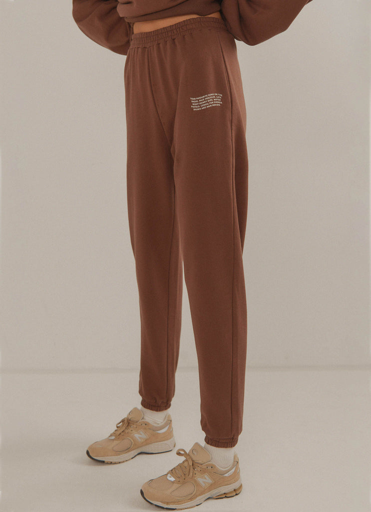 Holiday House Sweatpant - Choc Brown