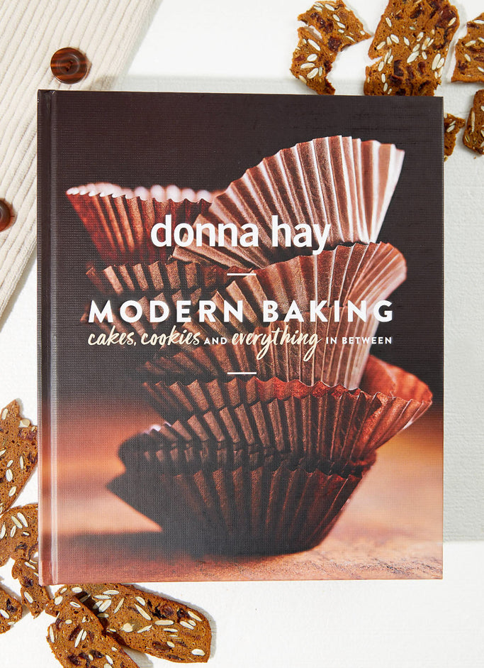 Modern Baking Cookbook - Donny Hay