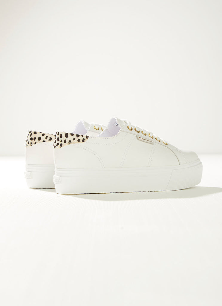 2790 Goatnappaleaw Pony Hair - White Dalmation