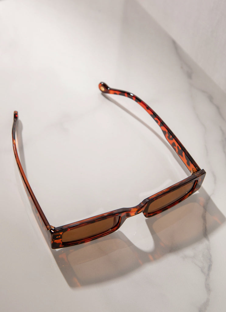 Marie Sunglasses - Tort