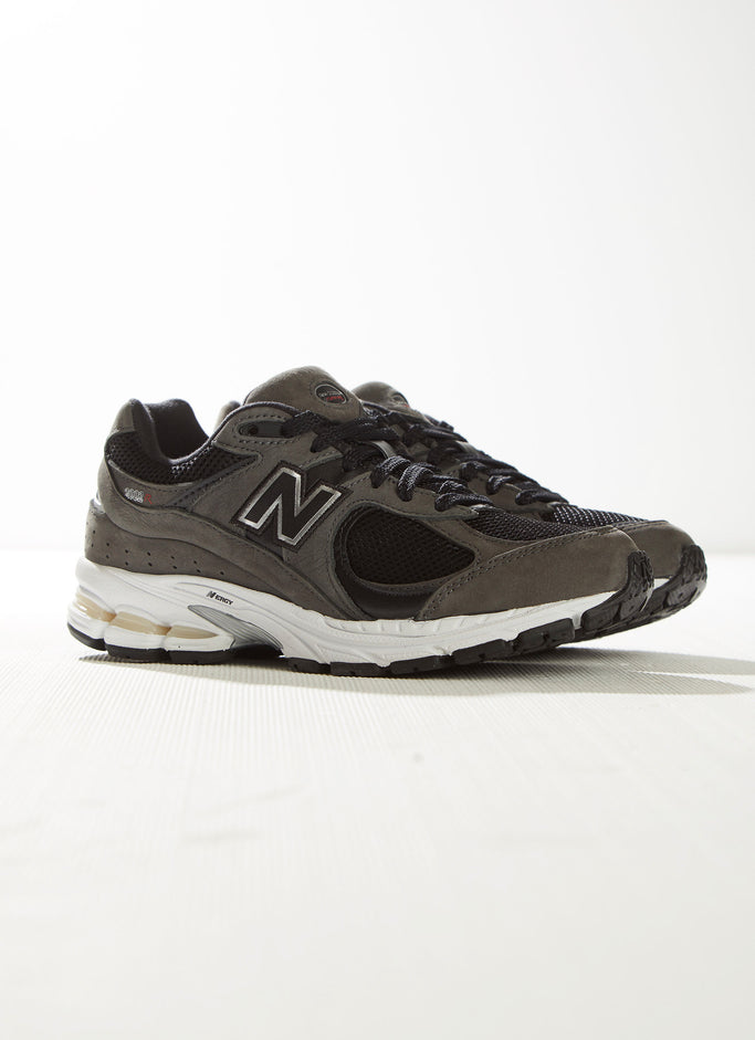 2002RB Sneaker - Charcoal