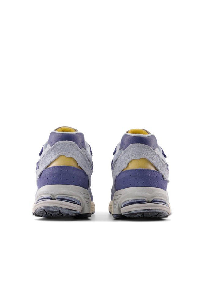 2002 Sneaker - Light Artic Grey
