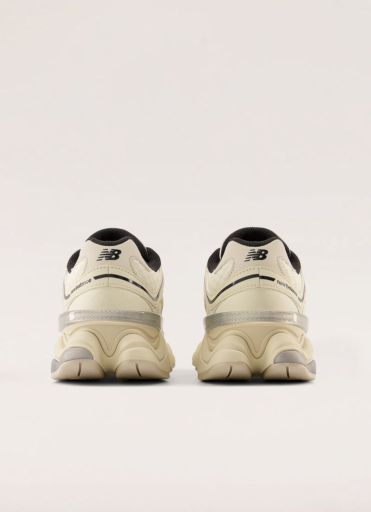 9060 Sneaker - Turtledove